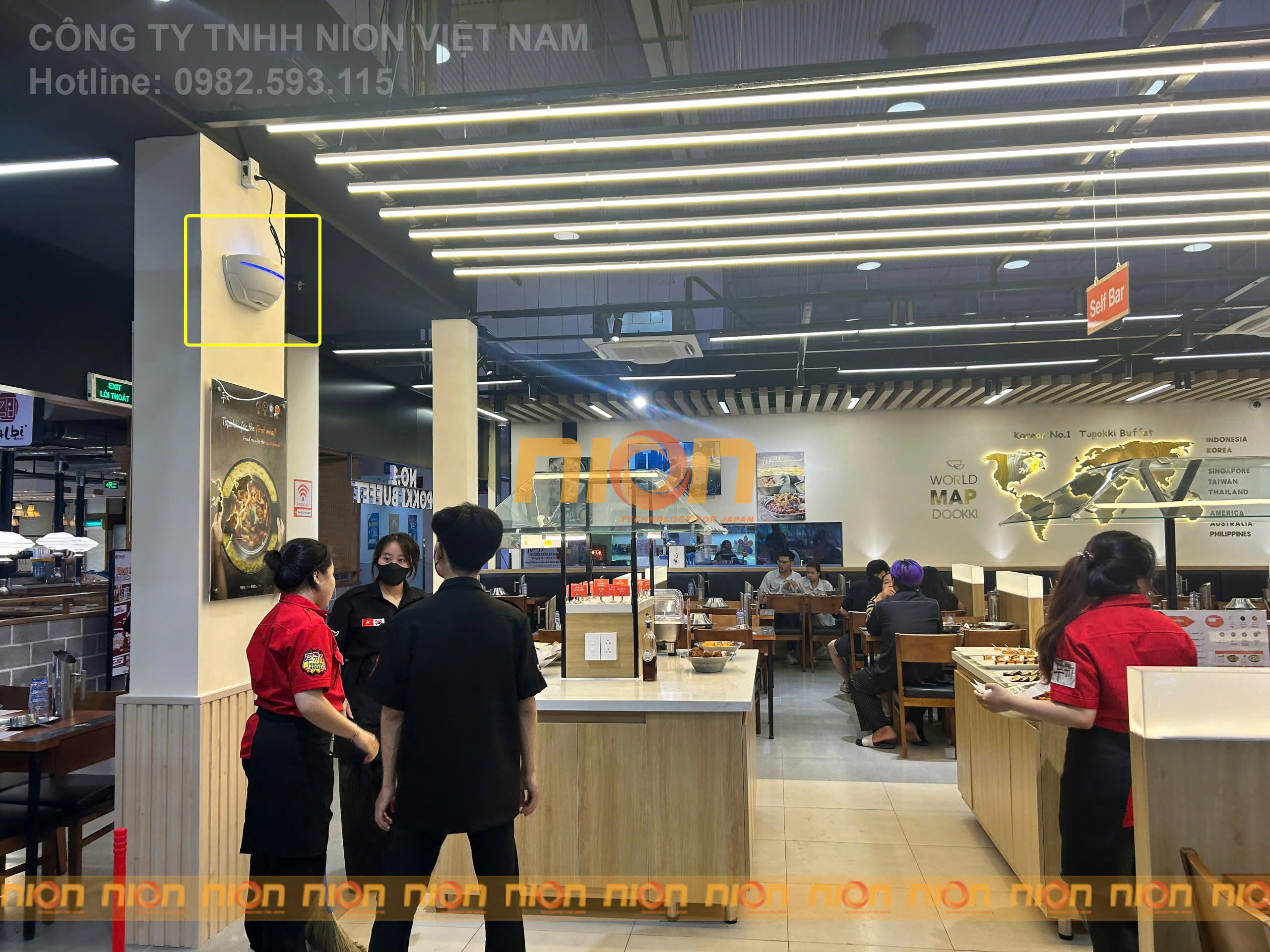 Đèn bắt muỗi