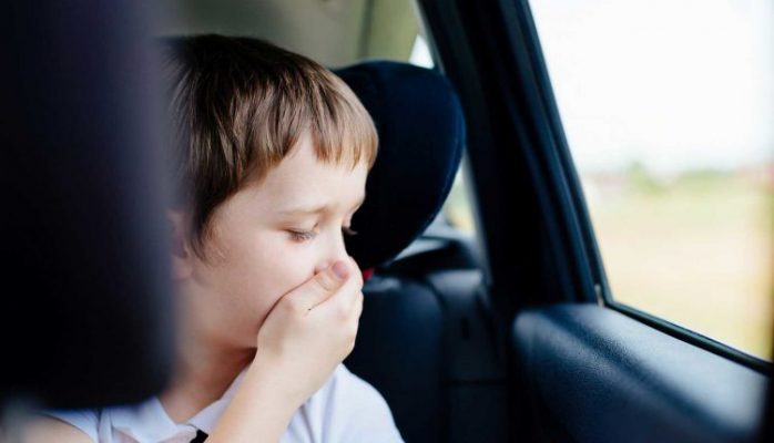 Có cần mua máy lọc không khí cho ô tô không?